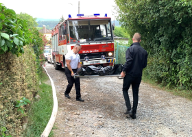 Mrtvolu nalezli policisté v obci Lety po požáru chaty