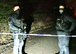 Policisté na místě střelby v Radějovicích
