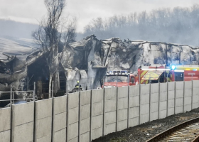 Masivní požár v Mladé Boleslavi. Totální spoušť a škoda k jedné miliardě korun