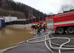 Hladiny řek ve Východních Čechách stouply na třetí povodňový stupeň