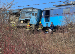 Nehoda dvou nákladních vlaků si vyžádala jedno lehké zranění