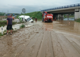 Bleskové povodně na Zlínsku. Přívalové deště způsobily nasazení desítek hasičů v kraji