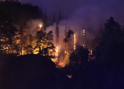 Požár z července 2022, kdy se plameny podařilo uhasit po 20 dnech