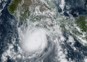 Na Mexiko udeřil hurikán Otis. Jedná se o nejhorší zaznamenaný hurikán v této oblasti. Očekávají se obrovské škody.