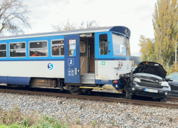 tragická srážka vlaku a auta