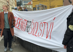 Stávkující studenti v Praze