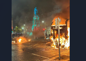 Brutální útok v Dublinu vyvolal nepokoje ve městě. Pachatelem je cizinec.