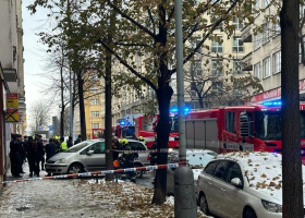 Výbuch ve sklepě v Praze! Kolínská ulice je uzavřena.