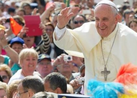 Papeže Františka trápí zdraví, je v nemocnici