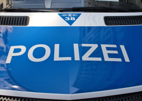 Nejméně pět mrtvých a desítky zraněných si vyžádala nehoda autobusu u Lipska