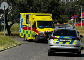 V pražské Thomayerově nemocnici pravděpodobně spáchal sebevraždu skokem z balkonu vážně nemocný muž
